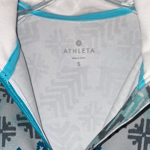Athleta half zip - Picture 4 of 16